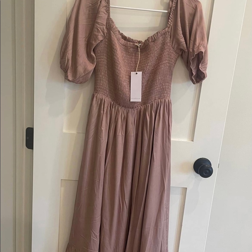 Neuflora Livingston Dress